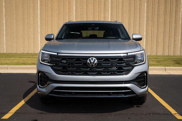 new 2026 Volkswagen Atlas Cross Sport car, priced at $56,431