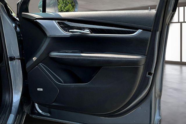 used 2020 Cadillac XT6 car, priced at $25,251