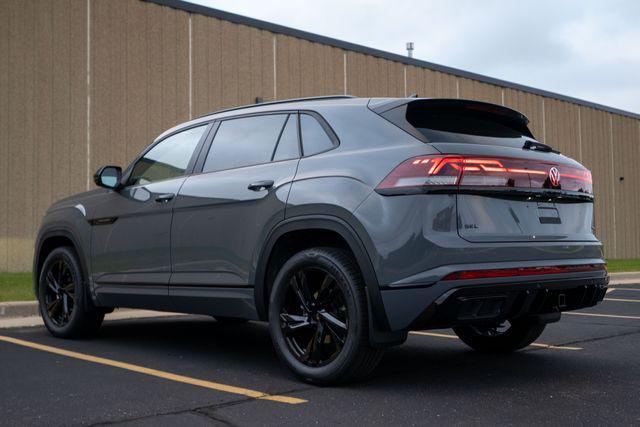 new 2026 Volkswagen Atlas Cross Sport car, priced at $53,826