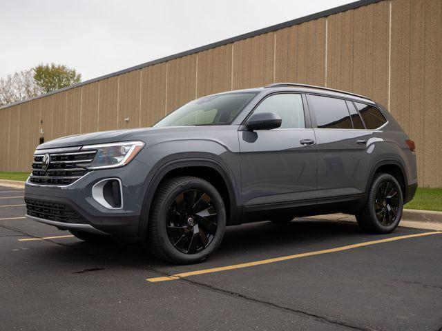 new 2026 Volkswagen Atlas car, priced at $49,881