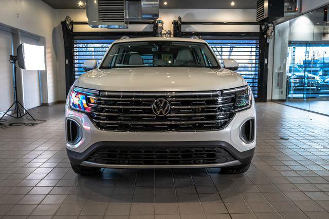 new 2025 Volkswagen Atlas car, priced at $51,306