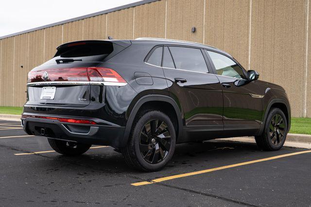 new 2026 Volkswagen Atlas Cross Sport car, priced at $48,988