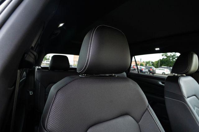 new 2026 Volkswagen Atlas Cross Sport car, priced at $48,988