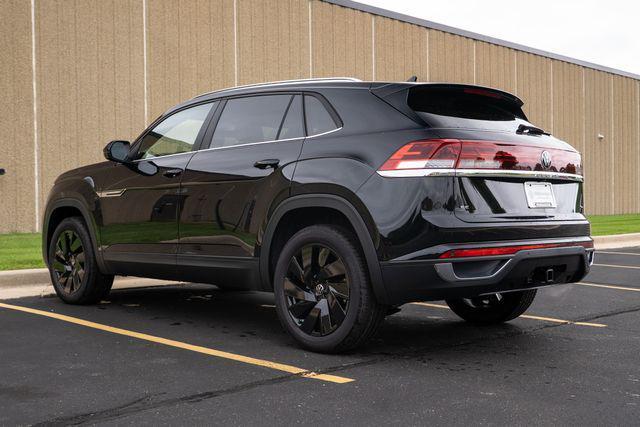 new 2026 Volkswagen Atlas Cross Sport car, priced at $48,988