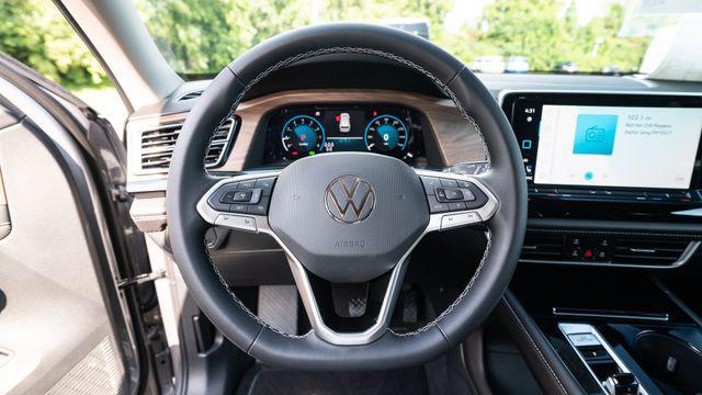 new 2024 Volkswagen Atlas car, priced at $46,945