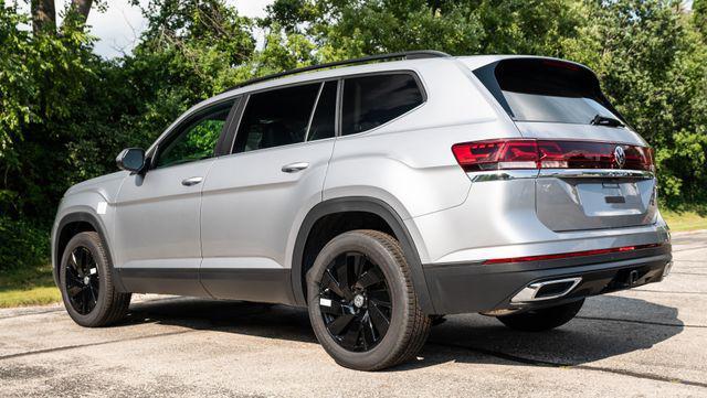 new 2024 Volkswagen Atlas car, priced at $46,945