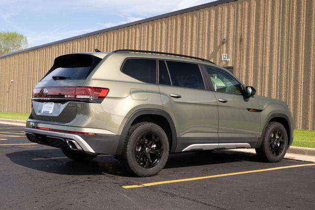 new 2025 Volkswagen Atlas car, priced at $49,249