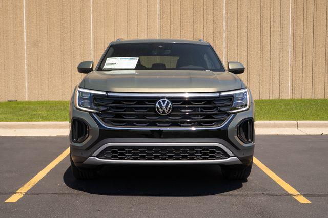 new 2025 Volkswagen Atlas Cross Sport car, priced at $46,441