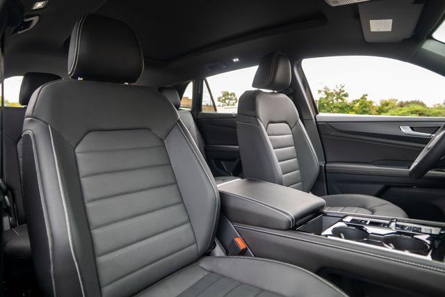 new 2026 Volkswagen Atlas Cross Sport car, priced at $53,128