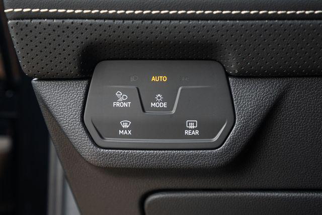 new 2026 Volkswagen Atlas Cross Sport car, priced at $53,128