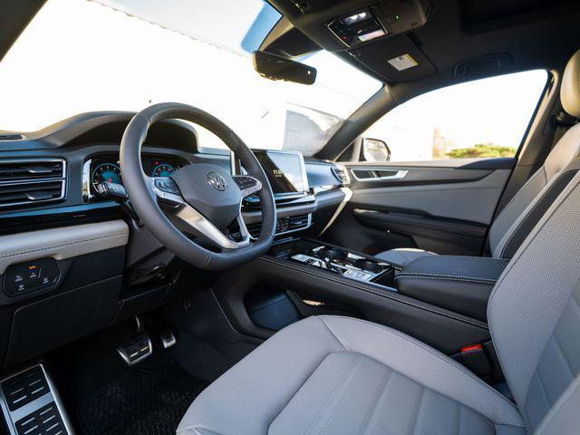 new 2026 Volkswagen Atlas Cross Sport car, priced at $53,371