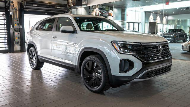 used 2025 Volkswagen Atlas Cross Sport car, priced at $38,338