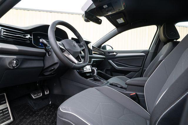 new 2025 Volkswagen Jetta car, priced at $25,916