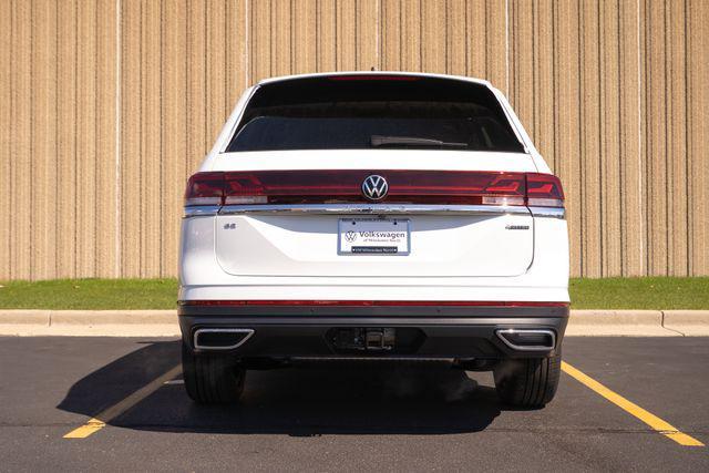 new 2025 Volkswagen Atlas car, priced at $47,115