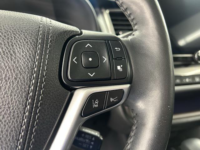 used 2018 Toyota Highlander car, priced at $29,512