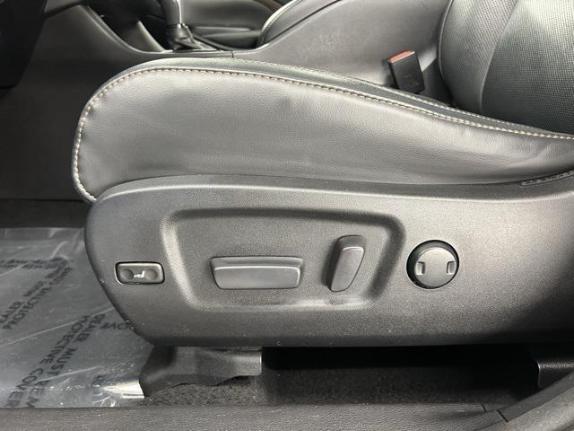 used 2018 Toyota Highlander car, priced at $29,512