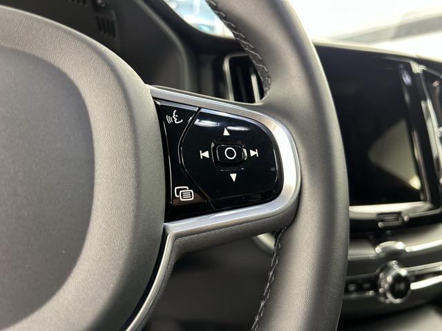 used 2022 Volvo XC60 Recharge Plug-In Hybrid car, priced at $36,285