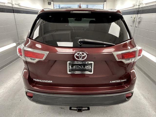 used 2014 Toyota Highlander car, priced at $17,499