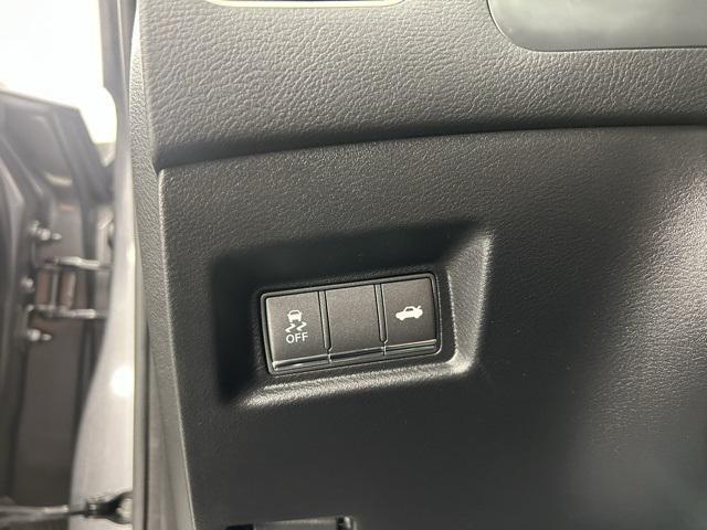 used 2015 INFINITI Q50 Hybrid car, priced at $20,095