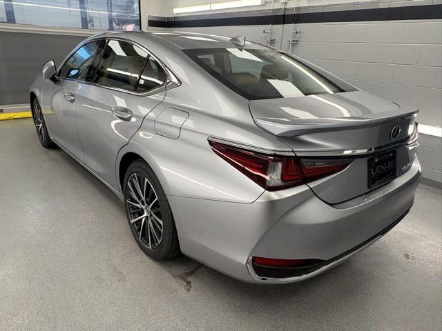 used 2024 Lexus ES 300h car, priced at $45,735