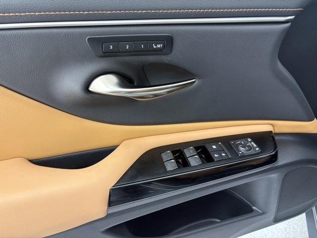 used 2024 Lexus ES 300h car, priced at $45,735