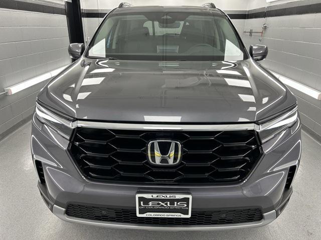 used 2025 Honda Pilot car, priced at $46,000