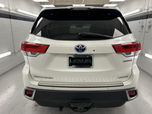 used 2019 Toyota Highlander Hybrid car, priced at $29,848