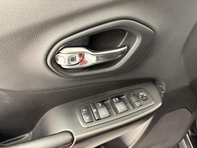 used 2019 Jeep Cherokee car, priced at $15,999