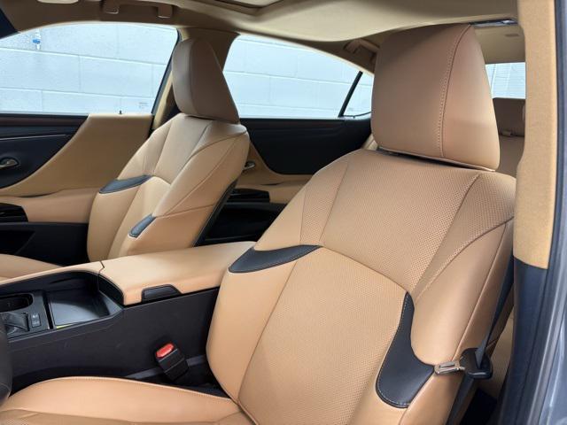 used 2024 Lexus ES 300h car, priced at $45,896