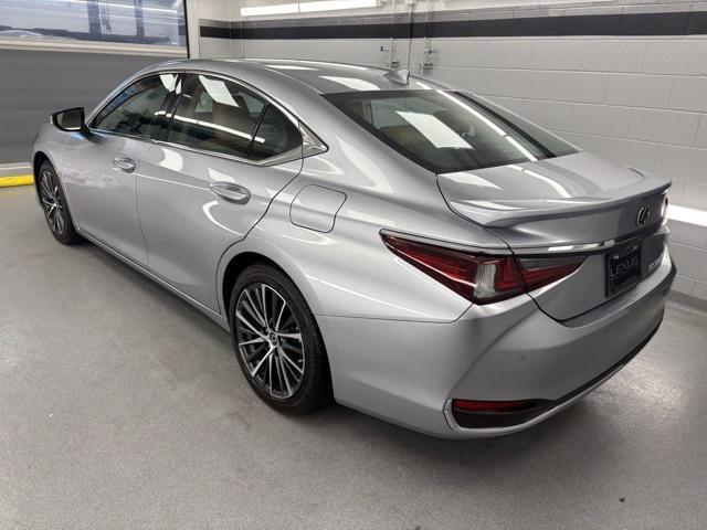 used 2024 Lexus ES 300h car, priced at $45,896