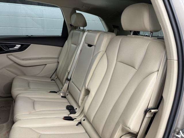 used 2017 Audi Q7 car, priced at $19,884
