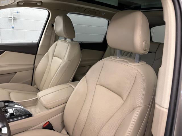 used 2017 Audi Q7 car, priced at $19,884