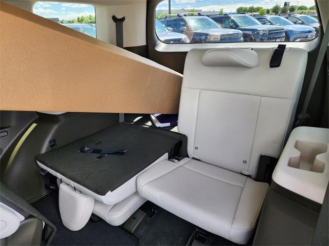 new 2025 Hyundai Santa Fe car, priced at $47,081