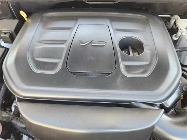 used 2020 Jeep Grand Cherokee car, priced at $16,800
