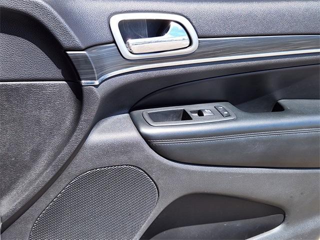 used 2020 Jeep Grand Cherokee car, priced at $16,800