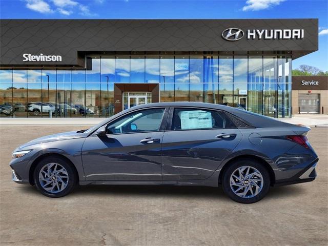 new 2025 Hyundai ELANTRA HEV car, priced at $23,509
