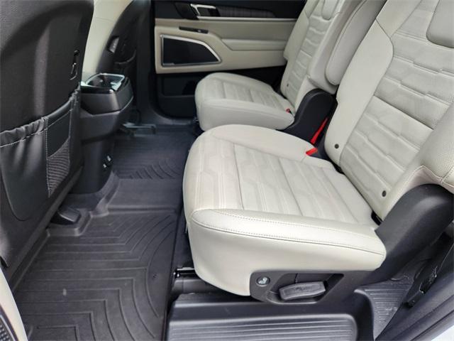 used 2023 Kia Telluride car, priced at $42,900