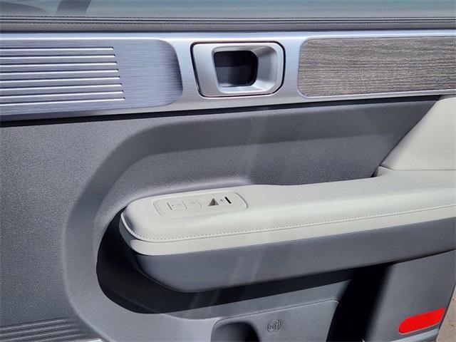 new 2025 Hyundai Santa Fe car, priced at $47,998
