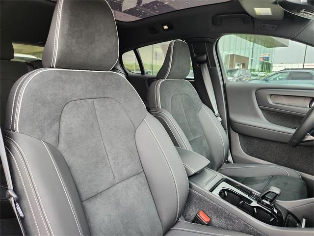 used 2023 Volvo C40 Recharge Pure Electric car, priced at $35,300