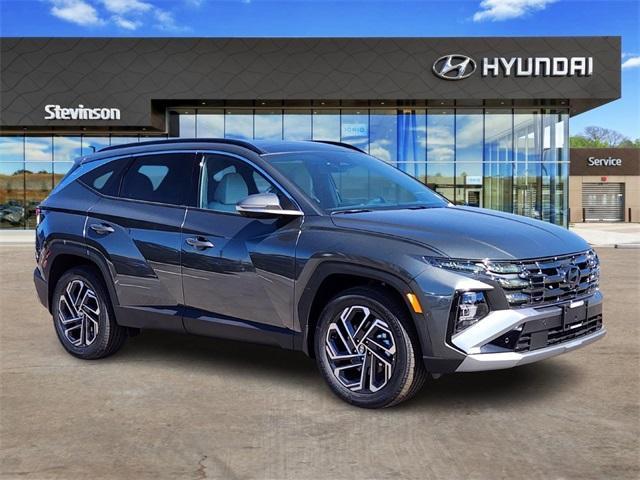 new 2025 Hyundai TUCSON Hybrid car, priced at $39,808