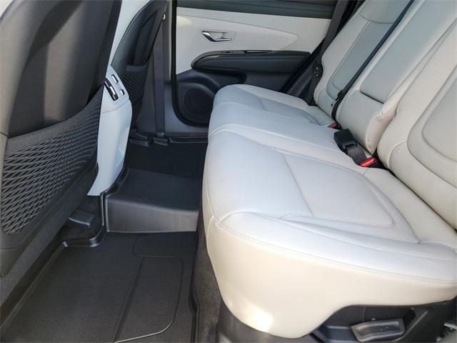 new 2025 Hyundai TUCSON Hybrid car, priced at $39,808