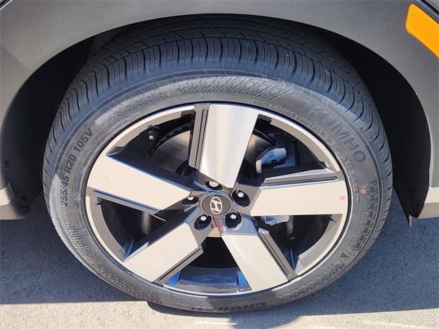 new 2025 Hyundai SANTA FE HEV car, priced at $45,685