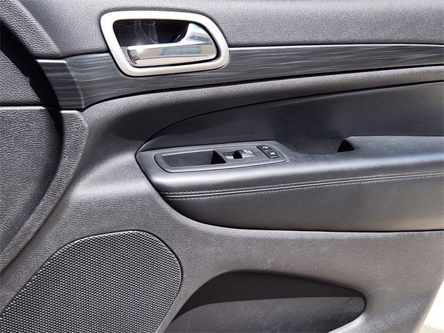 used 2021 Jeep Grand Cherokee car, priced at $22,900