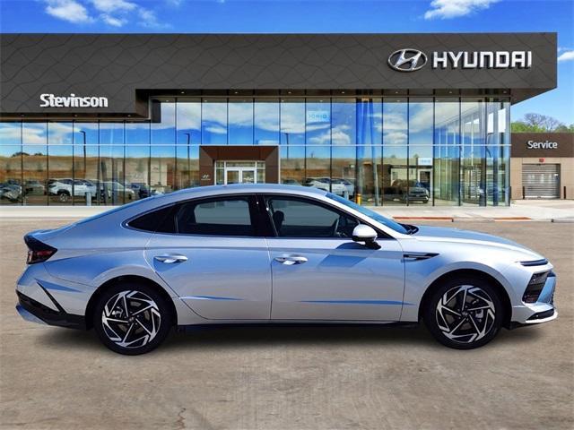 new 2026 Hyundai Sonata car, priced at $32,380