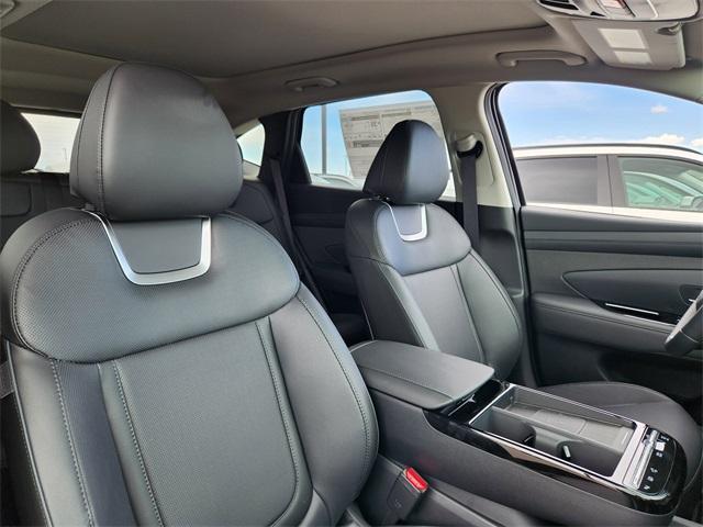 new 2025 Hyundai TUCSON Hybrid car, priced at $41,559