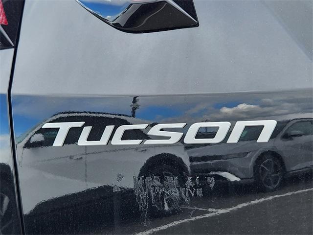 new 2025 Hyundai TUCSON Hybrid car, priced at $41,559