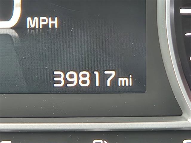 used 2022 Kia Sorento car, priced at $30,100