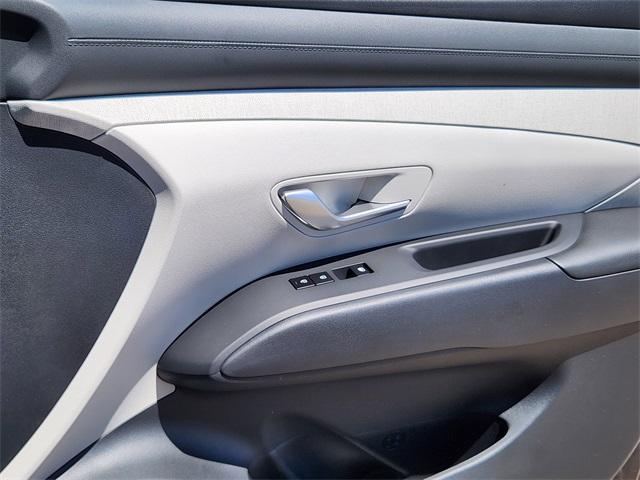 new 2025 Hyundai TUCSON Hybrid car, priced at $36,472