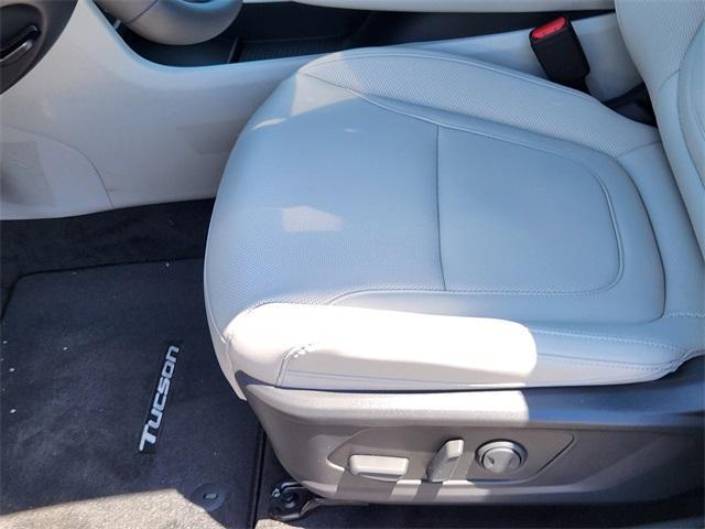 new 2025 Hyundai TUCSON Hybrid car, priced at $36,472