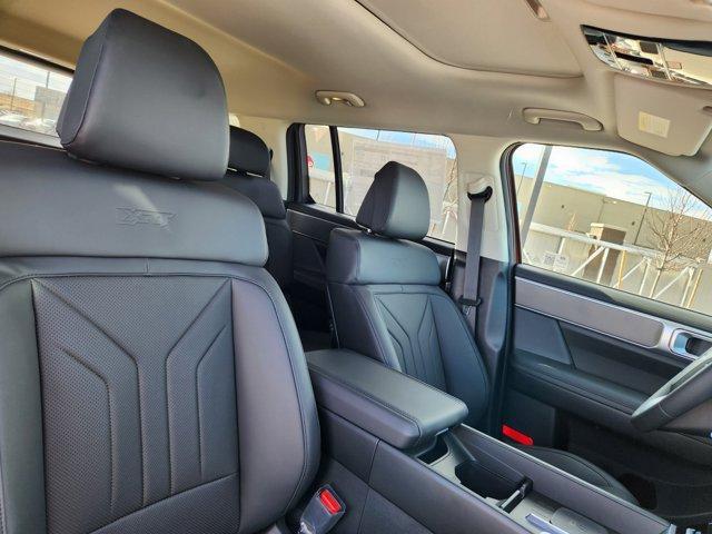 new 2025 Hyundai Santa Fe car, priced at $40,048